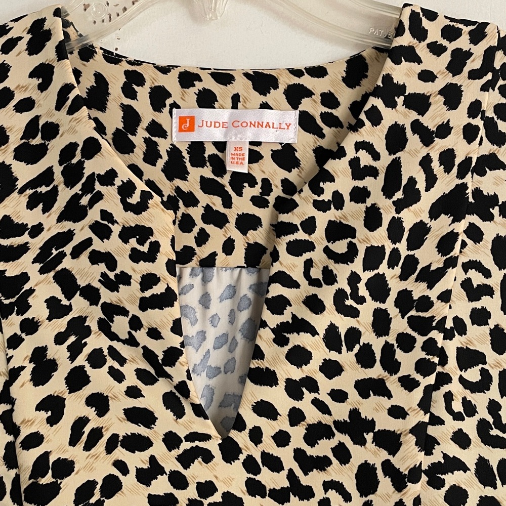 Jude Connally Leopard Print Dress with Flared Sleeves XS - Picture 2 of 7